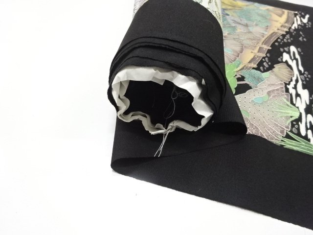  アンティーク　汕頭蘇州刺繍　渓谷風景模様　留袖反物(裁断済み)